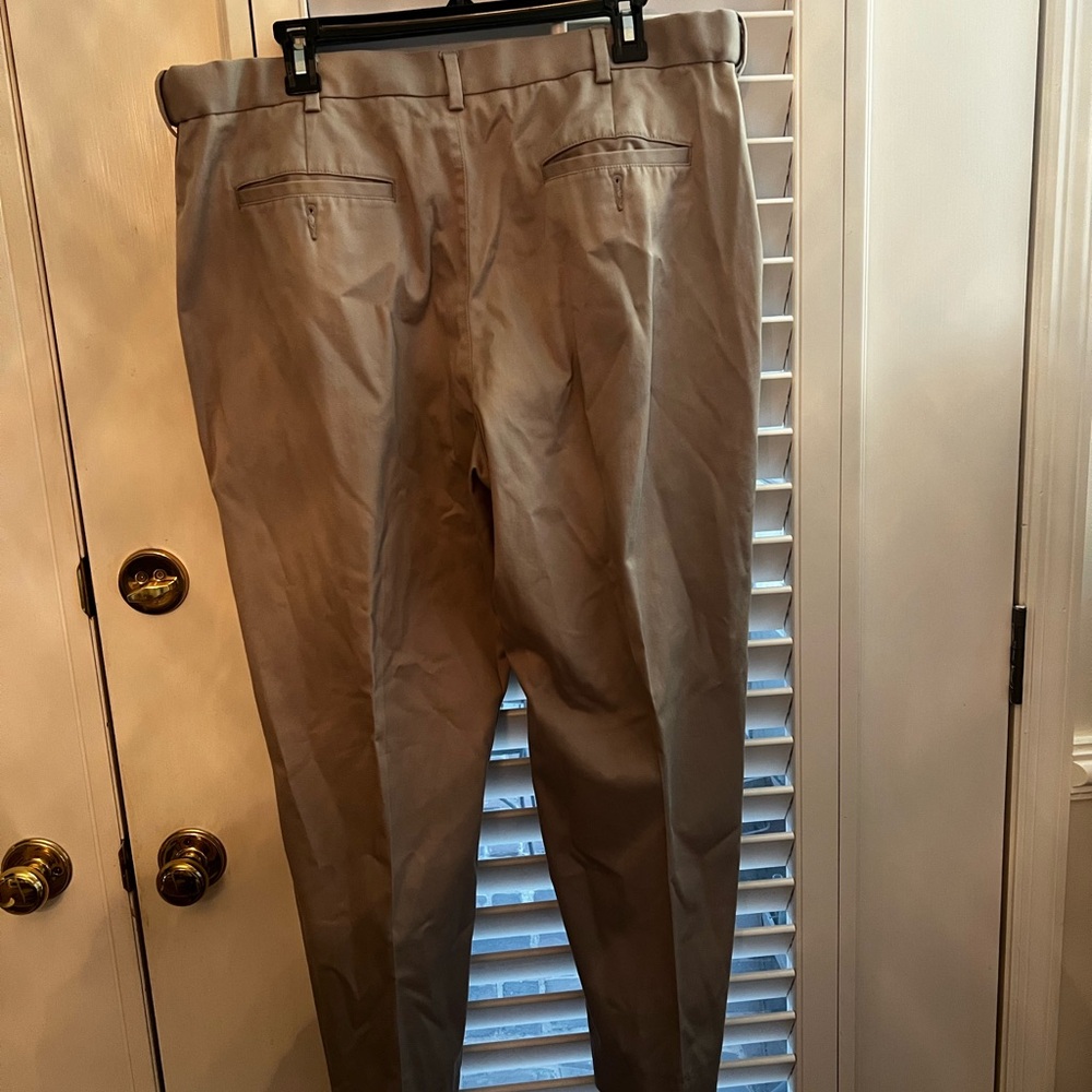 Savane Men’s Tan Pants - Picture 2 of 4
